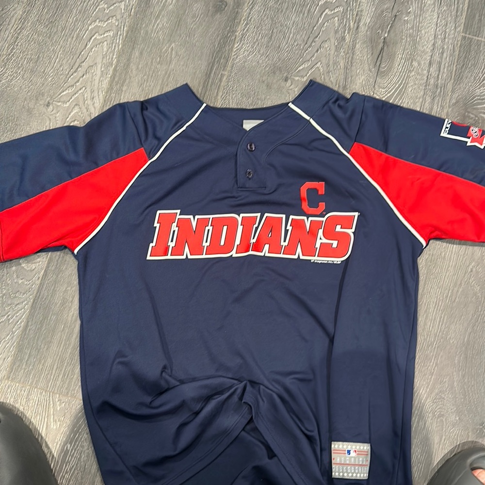 Cleveland indians jersey size large